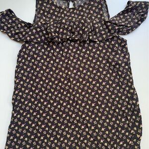Cold Shoulder Floral LOFT Small Top Black